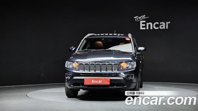 Jeep Compass 2.4 Limited 1st 2016 — фото 3