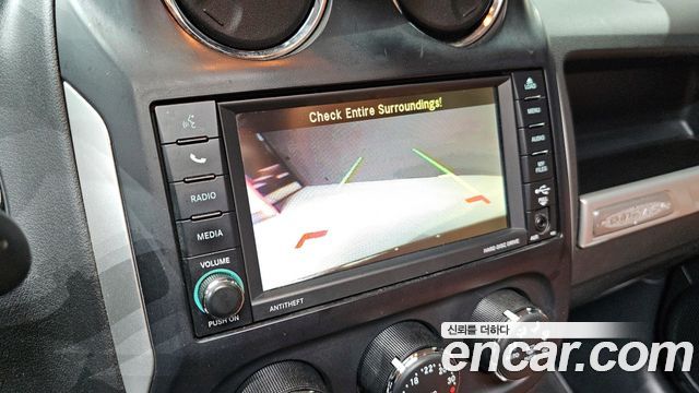 Jeep Compass 2.4 Limited 1st 2016 — фото 14