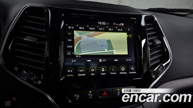 Jeep Cherokee (KL) 2.4 Limited AWD 2022 — фото 14