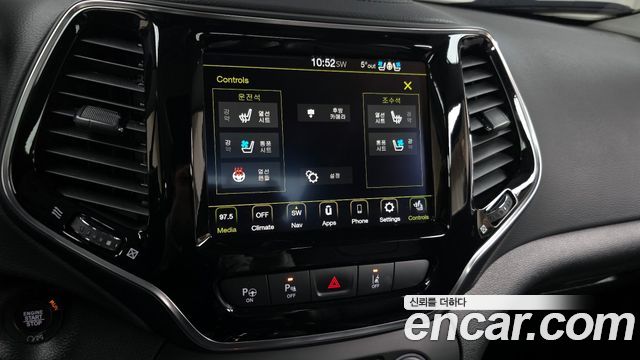 Jeep Cherokee (KL) 2.4 Limited AWD 2022 — фото 17