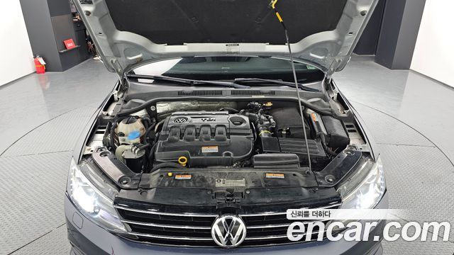 Volkswagen Jetta 2.0 TDI BlueMotion 6th 2015 — фото 6