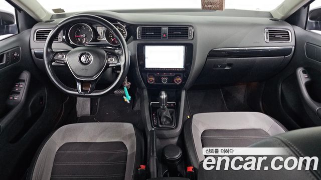 Volkswagen Jetta 2.0 TDI BlueMotion 6th 2015 — фото 7