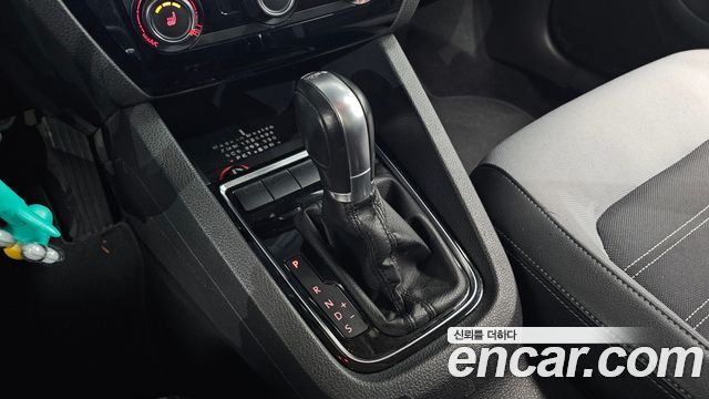Volkswagen Jetta 2.0 TDI BlueMotion 6th 2015 — фото 9