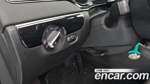 Volkswagen Jetta 2.0 TDI BlueMotion 6th 2015 — фото 18