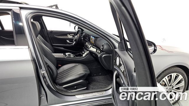 Mercedes-Benz E-Class (W213) E450 4MATIC Exclusive 2020 — фото 11