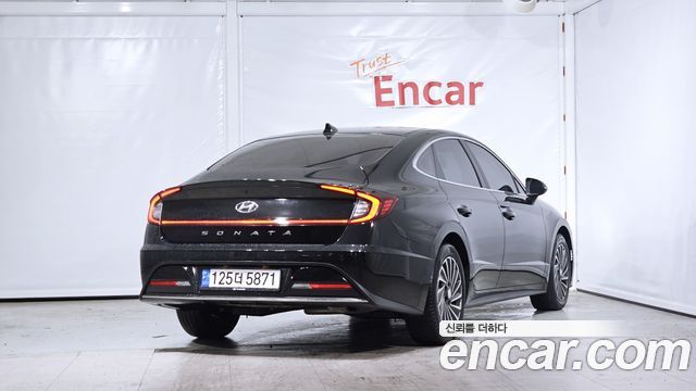 Hyundai Sonata Hybrid (DN8) Premium Plus 2022 — фото 2