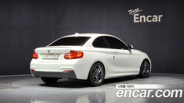 BMW 2 Series (F22) 220d M Sport Coupe 2014 — фото 2