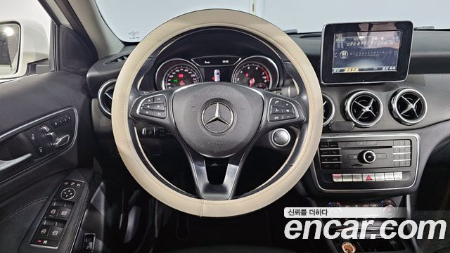 Mercedes-Benz GLA-Class (X156) GLA220 2019 — фото 13