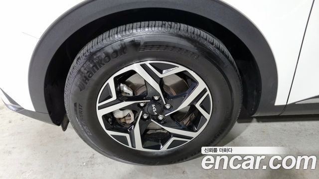 Kia Sportage (V) Gasoline 1.6 Turbo 2WD Prestige 2022 — фото 5