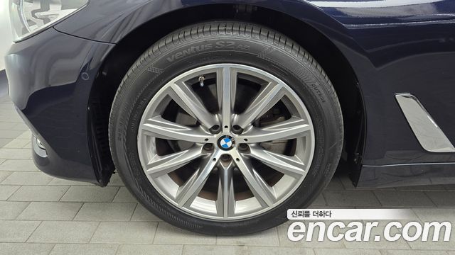 BMW 5 Series (G30) 520i Luxury 2019 — фото 5