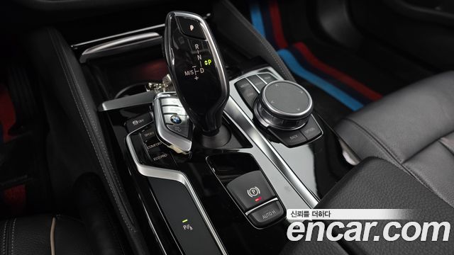 BMW 5 Series (G30) 520i Luxury 2019 — фото 9