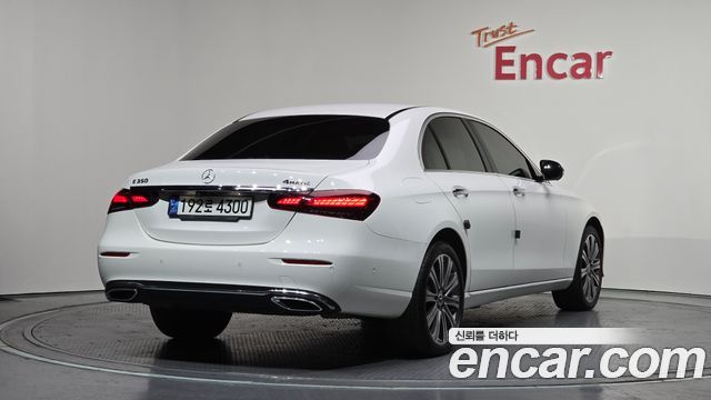 Mercedes-Benz E-Class (W213) E350 4MATIC Exclusive 2023 — фото 2