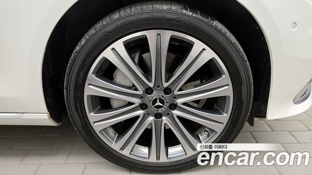 Mercedes-Benz E-Class (W213) E350 4MATIC Exclusive 2023 — фото 5