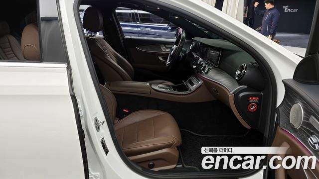 Mercedes-Benz E-Class (W213) E350 4MATIC Exclusive 2023 — фото 11