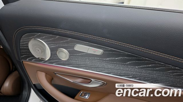 Mercedes-Benz E-Class (W213) E350 4MATIC Exclusive 2023 — фото 19