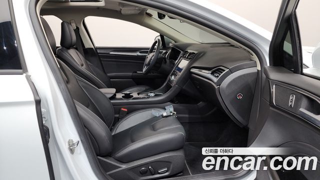 Ford Mondeo (IV) 2.0 Trend 2020 — фото 11