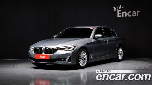 BMW 5 Series (G30) 520i Luxury