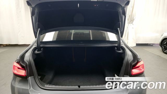 BMW 5 Series (G30) 520i Luxury 2023 — фото 20