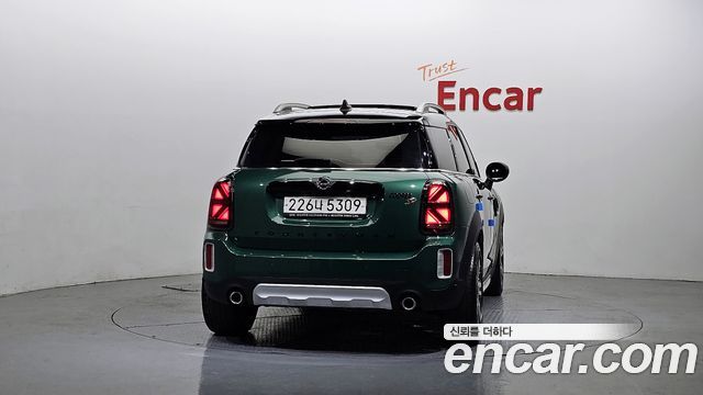 MINI Cooper SD Countryman ALL4 2nd 2021 — фото 4