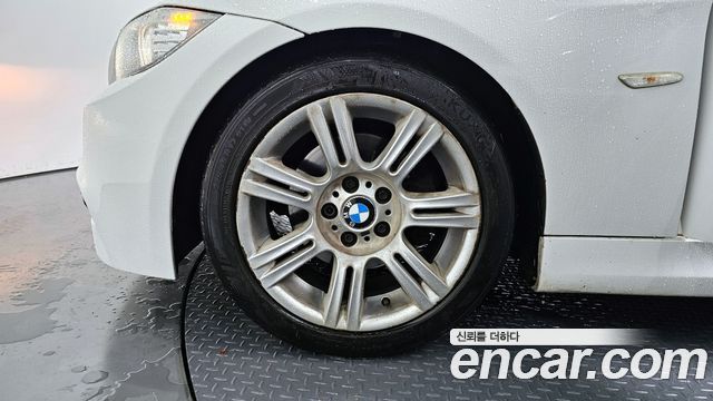 BMW 3 Series (E90) 320d Sedan M Sport 2011 — фото 5