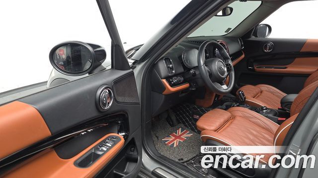 MINI Cooper S Countryman ALL4 Classic 2nd 2022 — фото 12