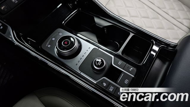 Kia Sorento (IV) HEV 1.6 2WD Noblesse 2023 — фото 9