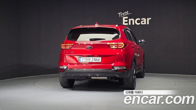Kia Sportage The Bold Diesel 2.0 2WD Signature Gravity 2021 — фото 4
