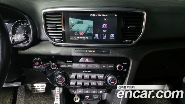 Kia Sportage The Bold Diesel 2.0 2WD Signature Gravity 2021 — фото 19