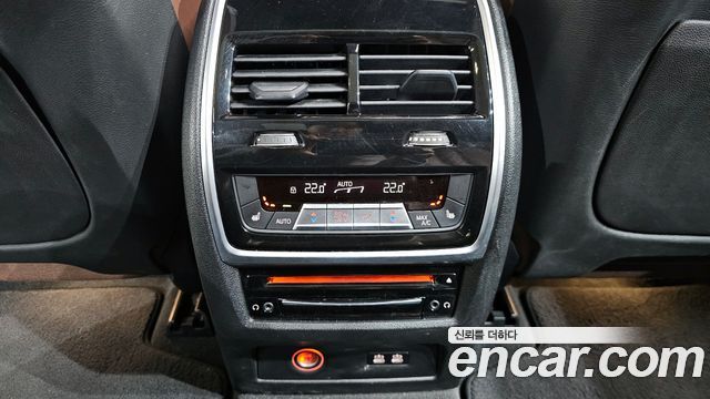 BMW X7 (G07) xDrive 40i Design Pure Excellence 7-Seater 2021 — фото 19