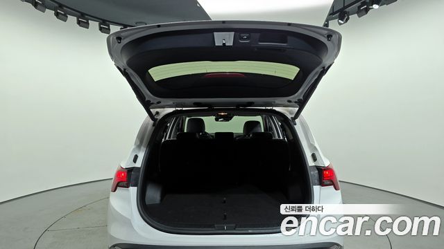 Hyundai Santa Fe Diesel 2.2 2WD Prestige 2021 — фото 24
