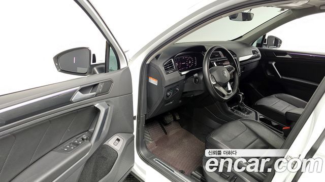 Volkswagen Tiguan (II) 2.0 TDI Prestige 2021 — фото 10