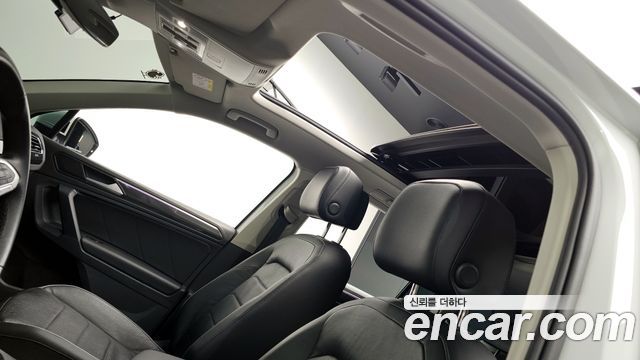 Volkswagen Tiguan (II) 2.0 TDI Prestige 2021 — фото 19