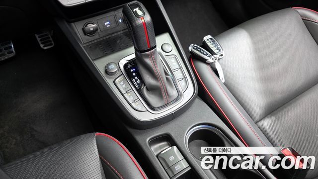 Hyundai Kona Gasoline 1.6 Turbo 4WD N Line Inspiration 2021 — фото 9