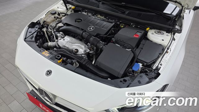 Mercedes-Benz A-Class (W177) A220 Sedan 2020 — фото 6