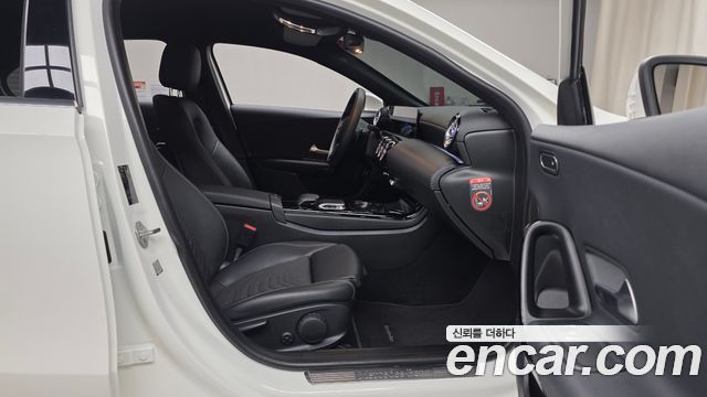 Mercedes-Benz A-Class (W177) A220 Sedan 2020 — фото 11
