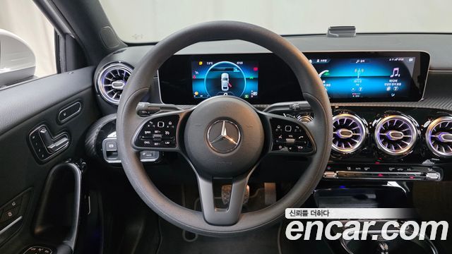 Mercedes-Benz A-Class (W177) A220 Sedan 2020 — фото 13