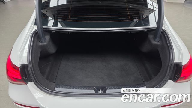Mercedes-Benz A-Class (W177) A220 Sedan 2020 — фото 20