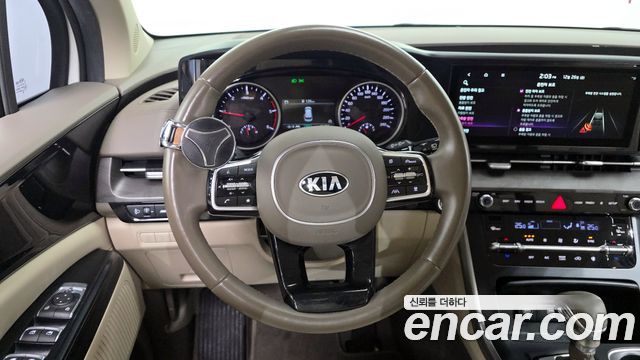 Kia Carnival (IV) Diesel 9-Seater Prestige 2021 — фото 17