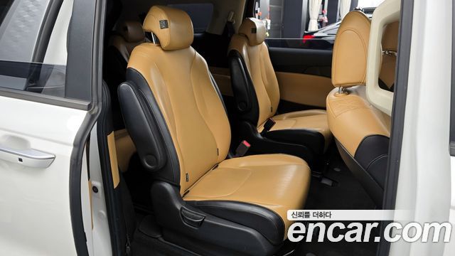 Kia Carnival (IV) Diesel 9-Seater Prestige 2021 — фото 16