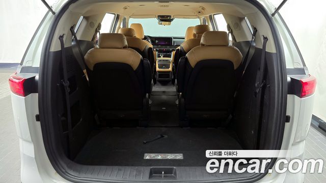 Kia Carnival (IV) Diesel 9-Seater Prestige 2021 — фото 24