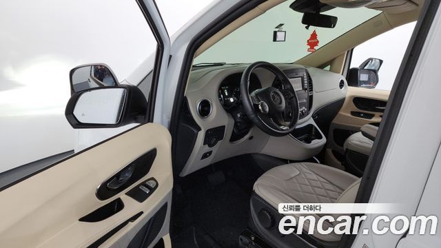 Mercedes-Benz V-Class 2.0 W447 2020 — фото 10