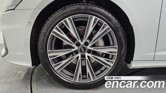 Audi A6 (C8) 45 TFSI Quattro Premium 2023 — фото 5