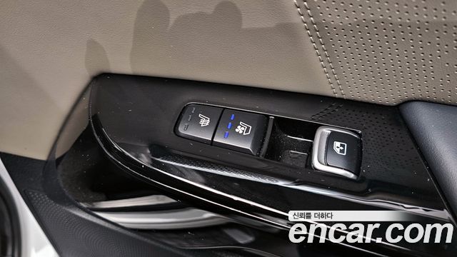 Kia Mohave The Master Diesel 3.0 4WD 6-Seater Masters 2022 — фото 18