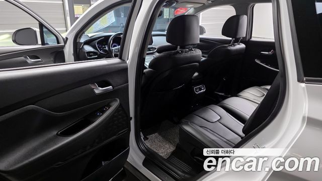 Hyundai Santa Fe Diesel 2.2 2WD Exclusive 2023 — фото 15