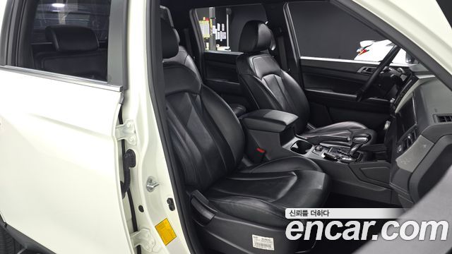 KG Mobility (SsangYong) Rexton Sports Diesel 2.2 4WD Prestige 2023 — фото 10