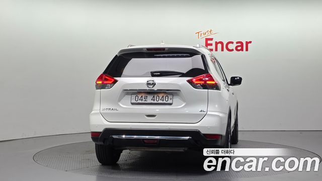 Nissan X-Trail 2.5 Smart 2WD 2018 — фото 4