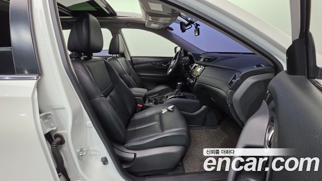 Nissan X-Trail 2.5 Smart 2WD 2018 — фото 10