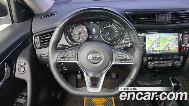 Nissan X-Trail 2.5 Smart 2WD 2018 — фото 14