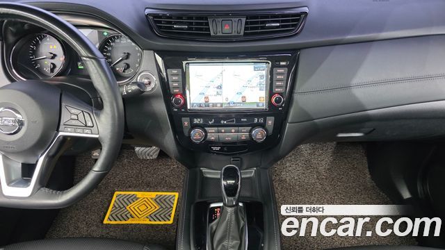 Nissan X-Trail 2.5 Smart 2WD 2018 — фото 16