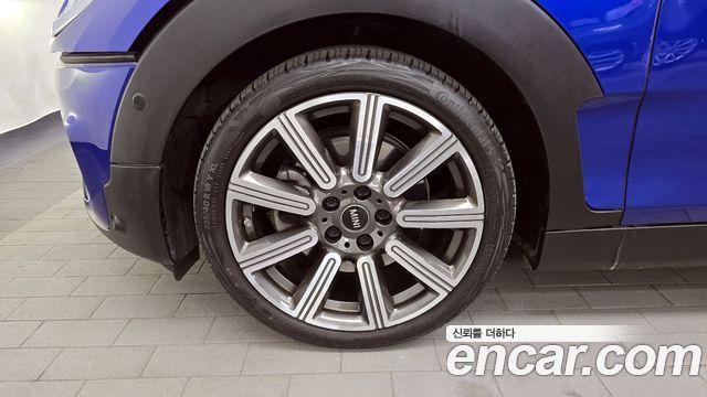 MINI Cooper S Clubman Standard 2nd 2021 — фото 5